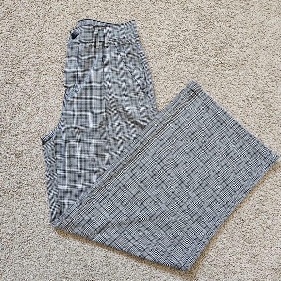 American Eagle Super High Rise Stretch Wide-Leg Trousers Size 2 - Picture 3 of 6